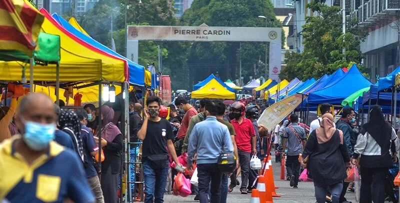 মালয়েশিয়ায় রমযানে মূল্য বৃদ্ধির পরিবর্তে কমানোর প্রতিযোগিতা