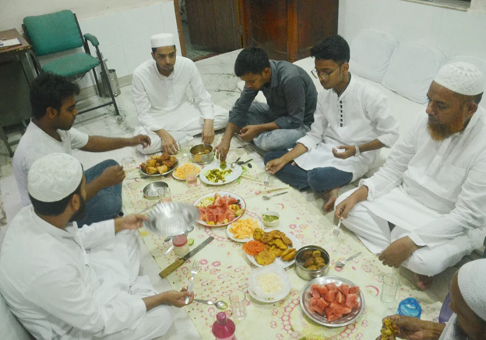 হে প্রভু, সহজ সরল পথ দেখাও...