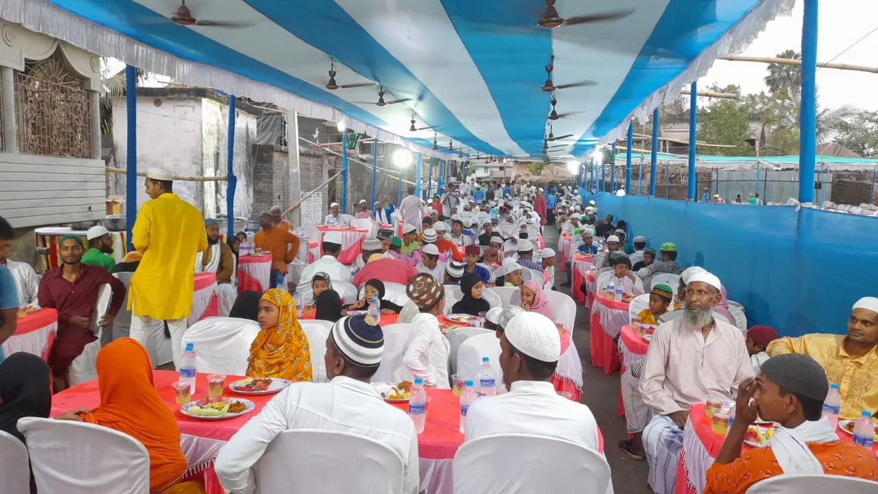 বগটুইতে ইফতারের মহামিলনে শামিল হলেন মিহিলাল, বাণীরুল সেখরা