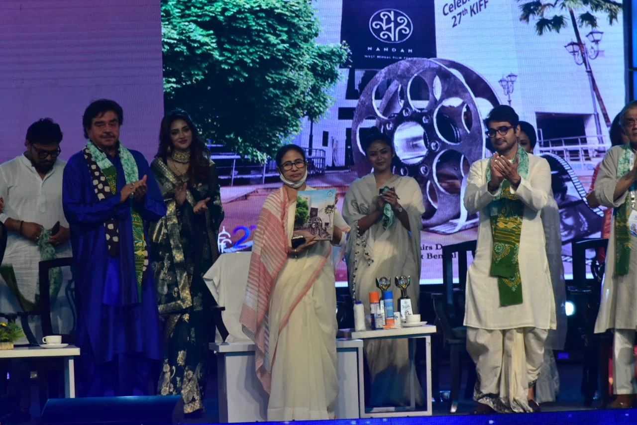 শুরু হল ২৭ তম কলকাতা আন্তর্জাতিক চলচ্চিত্র উৎসব, উদ্বোধন করলেন মুখ্যমন্ত্রী