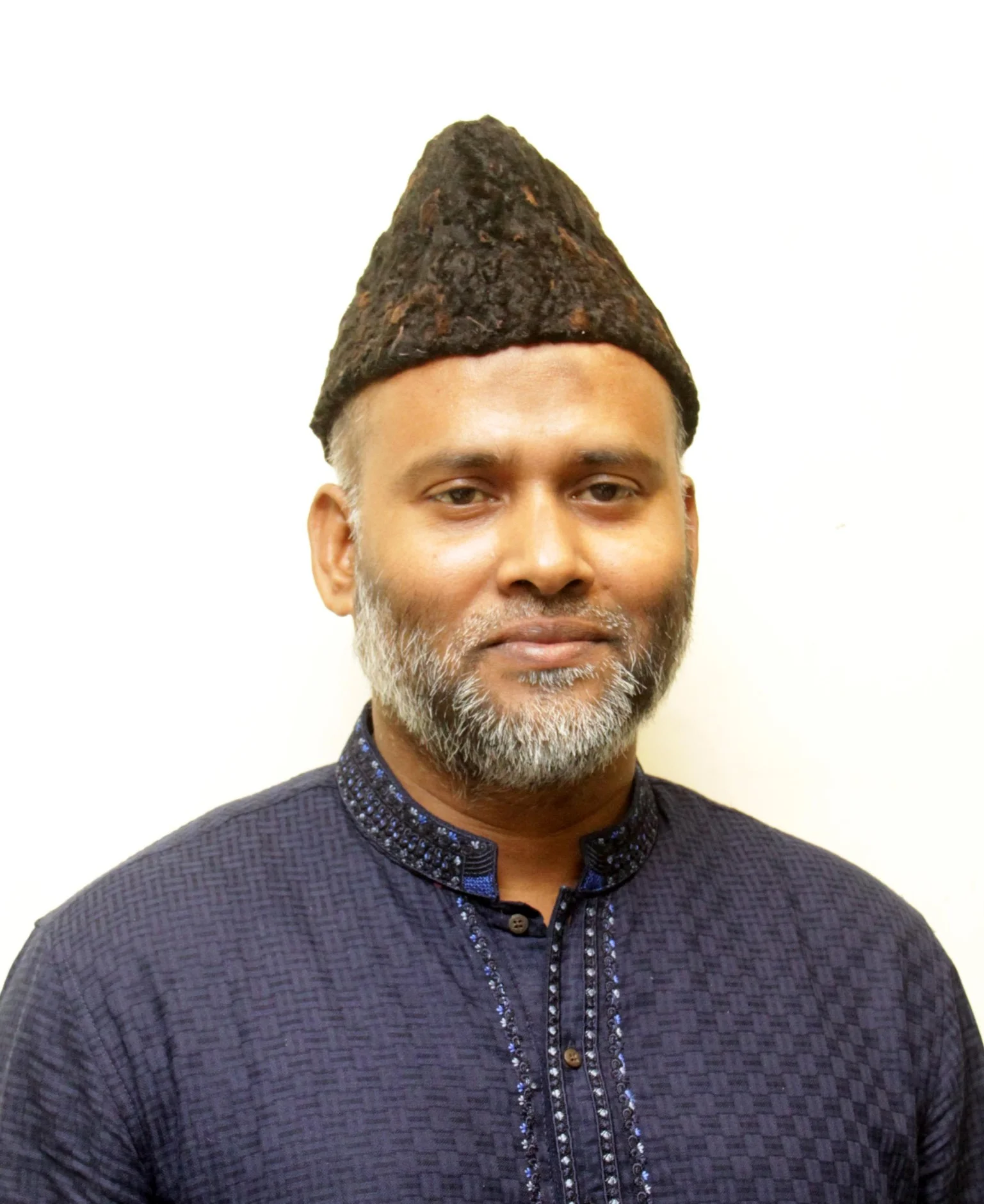 মসজিদুল আকসায় ইসরাইলি হানা