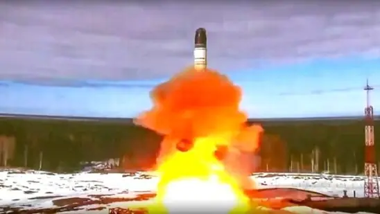 ঘুম ছুটল বরিস-বাইডেনের বিশ্বের সবচেয়ে শক্তিশালী ক্ষেপণাস্ত্রের পরীক্ষা রাশিয়ার