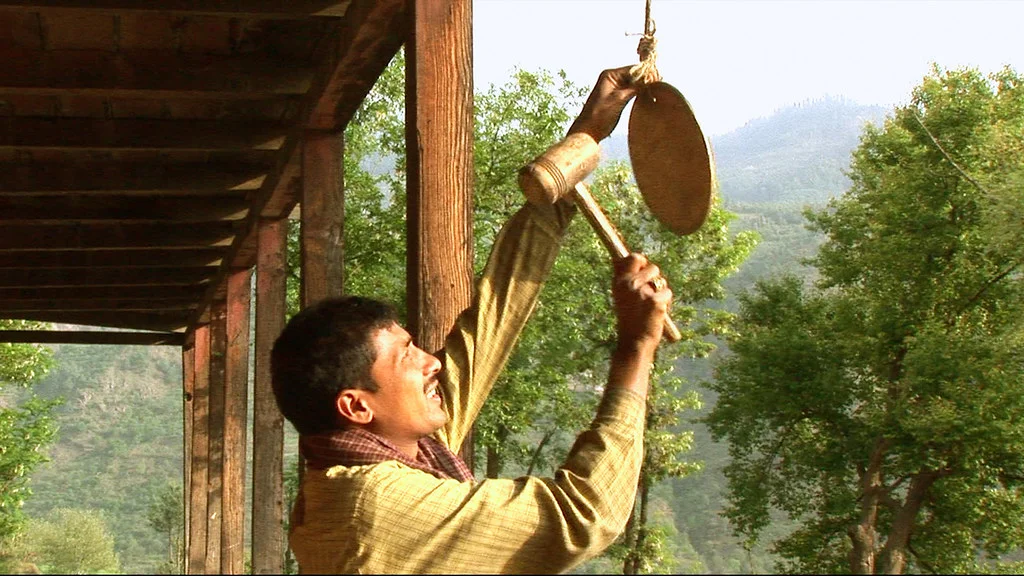 এগারোটার আগেই ঢুকতে হবে, স্কুলে  কড়া দাওয়াই শিক্ষকদের