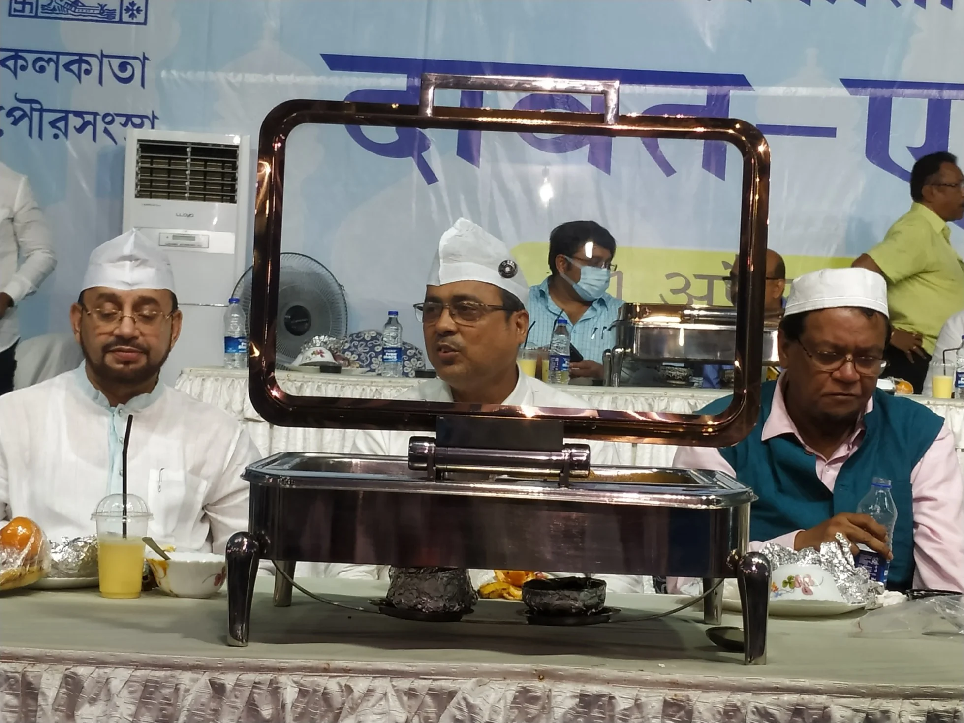 মুখ্যমন্ত্রীর উপস্থিতিতে ফের দু'ই বছর পর পার্কসার্কাসে ইফতার মজলিশ