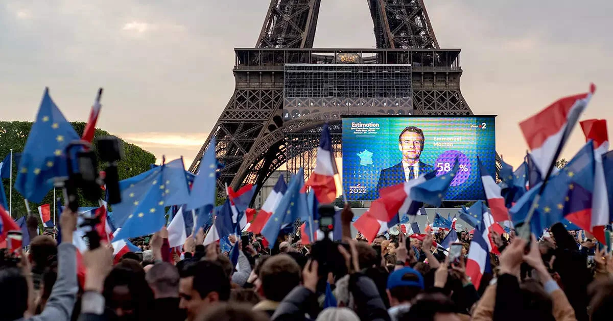 ম্যাক্রোঁর জয়ে খুশি পশ্চিমা বর্ণবাদীরা!