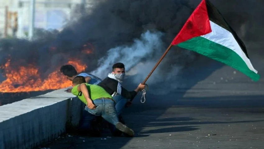 ইউক্রেনের বেলায় মানবিকতার উদয়,আর ফিলিস্তিনের?