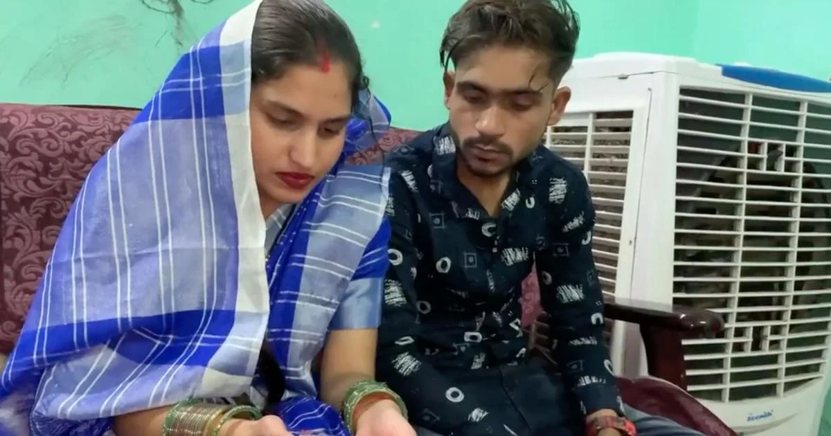 ভালোবাসা 'অপরাধ' ! হিন্দু মেয়েকে মন্দিরে বিয়ে করার অপরাধে সমাজের রক্তচক্ষুর শিকার মুসলিম যুবক