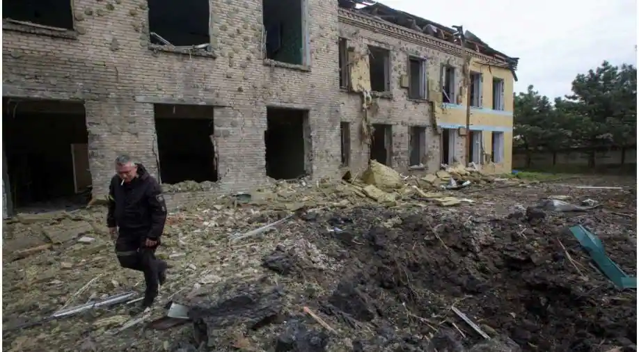 দোনবাসের ৪০ শহরে গোলাবর্ষণ রাশিয়ার