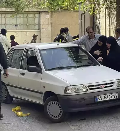 নিজ বাড়ির বাইরে খুন ইরানের কর্নেল, গুলি করে পালাল দুই হামলাকারী