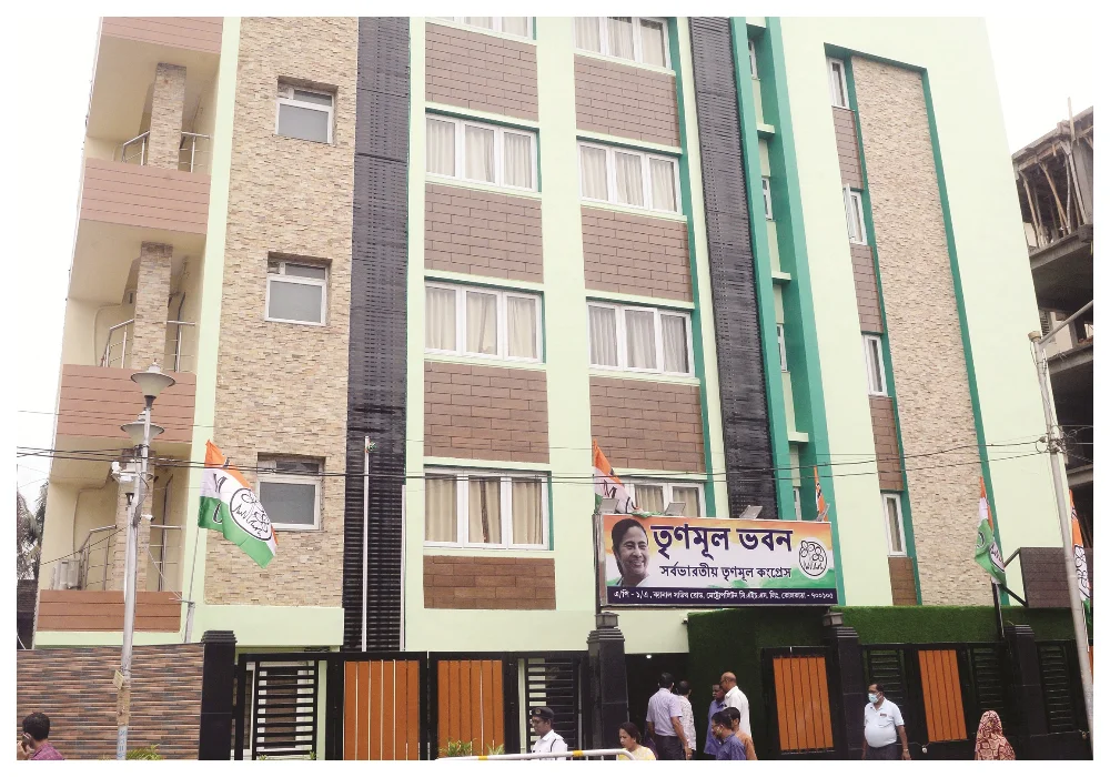 ঈদের দিন যাত্রা শুরু নতুন অস্থায়ী তৃণমূল ভবনের  