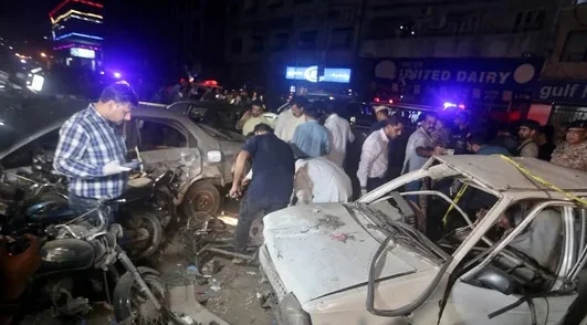 করাচিতে বিস্ফোরণে হত ১, আহত কমপক্ষে ১৩