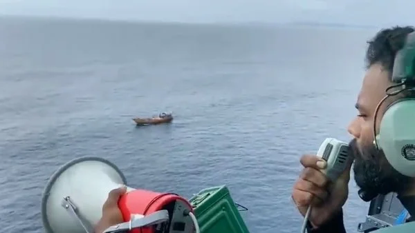 গতিপথ পরিবর্তন করল অশনি! অন্ধ্রপ্রদেশে জারি লাল সতর্কতা, বাতিল বহু ট্রেন