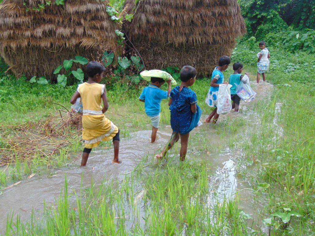 সময়ের আগেই বর্ষা !<div class=