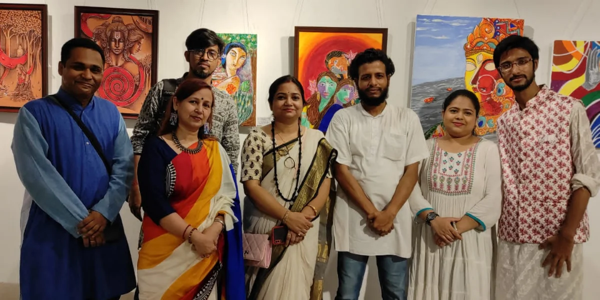 বিশিষ্ট শিল্পীদের সমাবেশে 'অ্যাকাডেমি অফ ফাইন আর্টসে' শুরু চিত্রকলা প্রদর্শনী