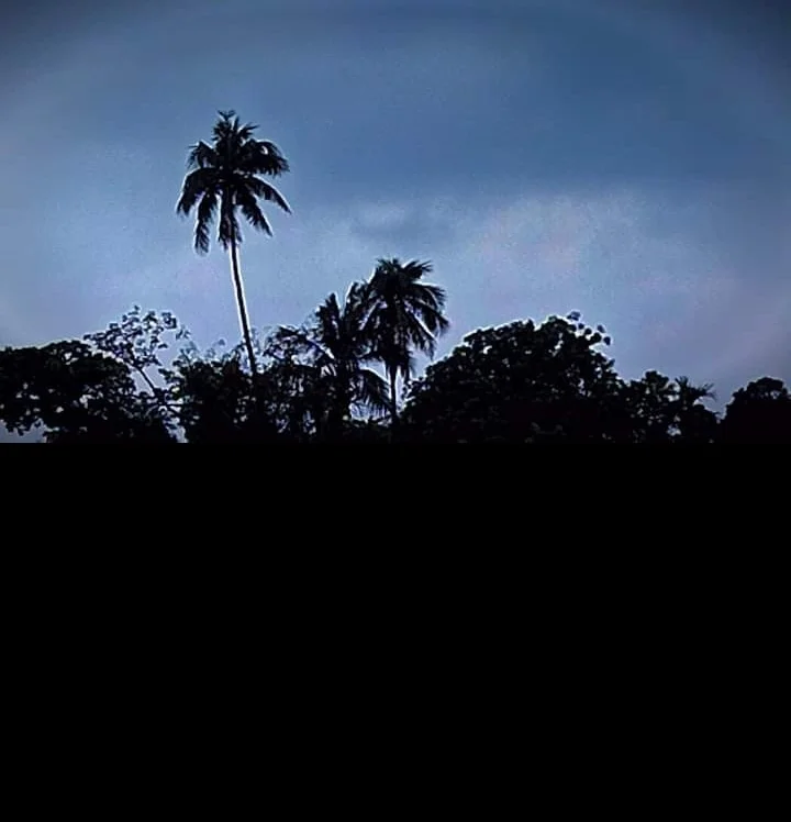 অশনির প্রভাব কলকাতা সহ দক্ষিণবঙ্গের একাধিক জেলায় শুরু অঝোর বর্ষণ