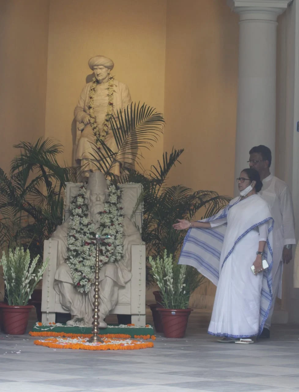 '১০০ দিনের কাজের টাকা দেয় না, রাজ্যের টাকায় থাবা বসাচ্ছে', WBCS অফিসারদের বার্ষিক অনুষ্ঠান থেকে কেন্দ্রকে নিশানা মুখ্যমন্ত্রীর