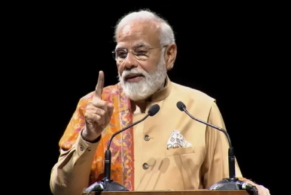 উত্তাল রাজ্যসভা, 'মোদি-আদানি ভাই ভাই' বিরোধীদের স্লোগানের মধ্যেই বক্তব্য রাখছেন প্রধানমন্ত্রী