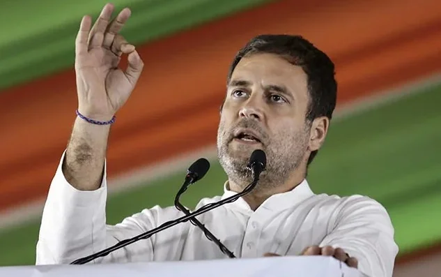 ফের 'দুই ভারত' তত্ত্বে কেন্দ্রকে বিঁধলেন রাহুল