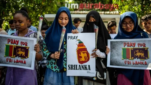 দেশের জন্য বেতনের সব অর্থ দান করলেন শ্রীলঙ্কার মুসলিম ডাক্তার