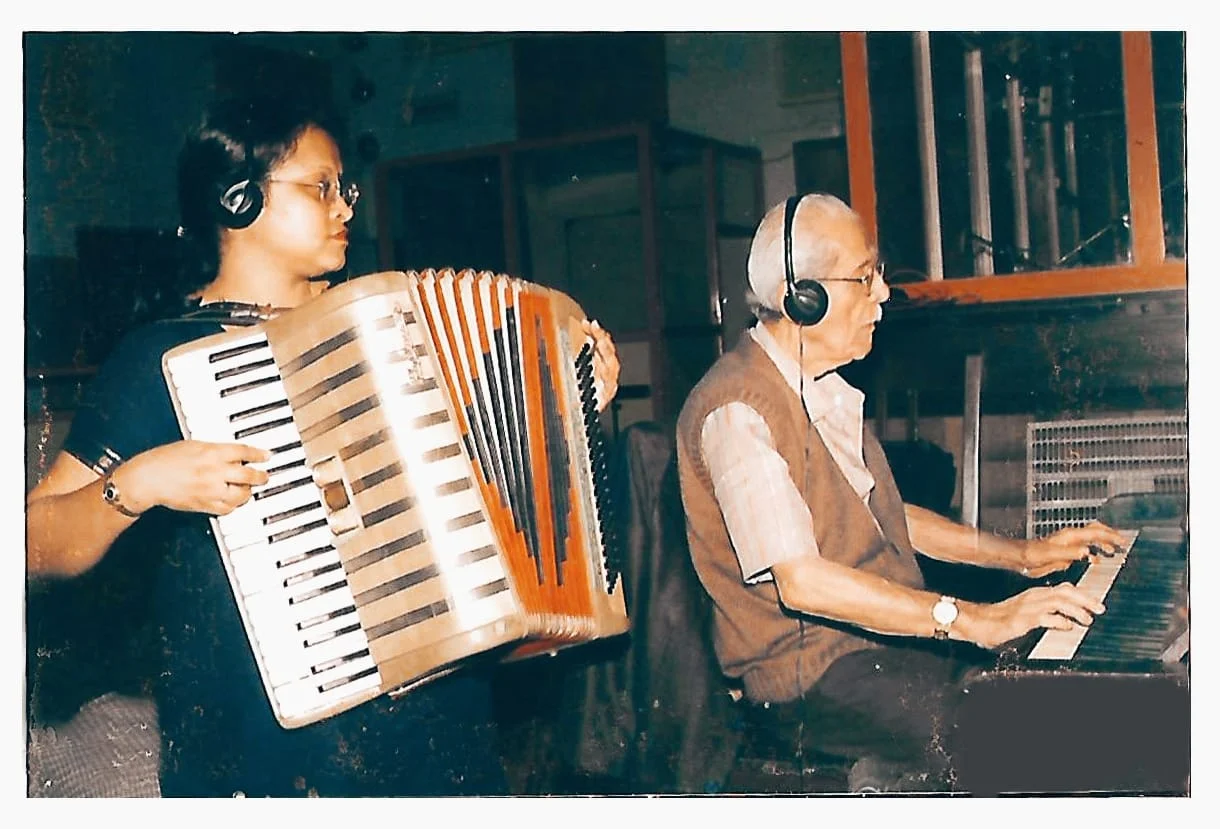 স্ত্রীর প্রয়াণের দিনও বাজিয়েছিলেন, 'পুরানো সেই দিনের কথা', শতবর্ষে স্মৃতিচারণায় ভি বালসারার ছাত্রী শাঁওলী সেন