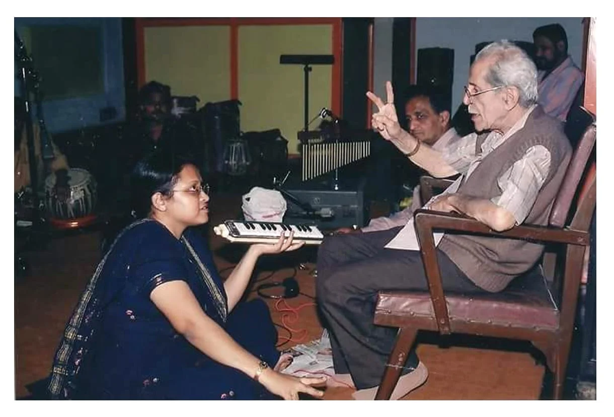 স্ত্রীর প্রয়াণের দিনও বাজিয়েছিলেন, 'পুরানো সেই দিনের কথা', শতবর্ষে স্মৃতিচারণায় ভি বালসারার ছাত্রী শাঁওলী সেন