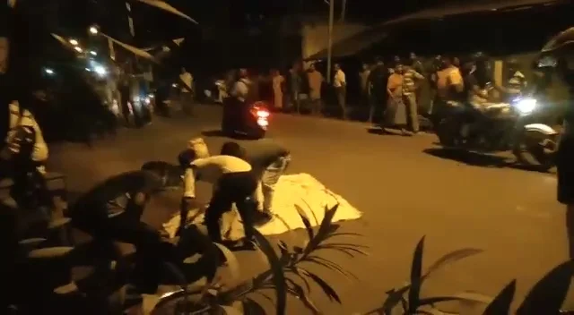 রাতে বাড়ি ফেরার পথে দুর্ঘটনা, লরি পিষে দিল সাইকেল আরোহীকে