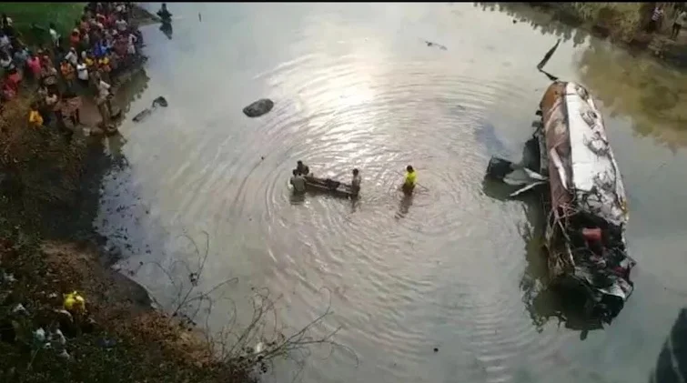 ওড়িশার নয়াগড়ে তেল ট্যাঙ্কার বিস্ফোরণ, মৃত ৪, আহত ১