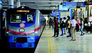 প্রধানমন্ত্রী না রেলমন্ত্রী ! কে করবেন উদ্বোধন ? টানাপড়েনে শিয়ালদহ মেট্রো