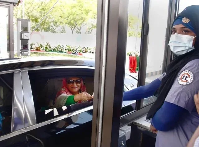 রবিবার সকাল ৬ টা থেকে পদ্মা সেতুতে শুরু হয়ে গেল যান চলাচল