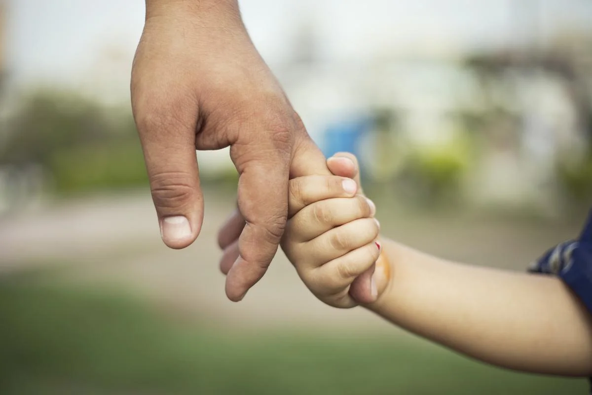 গত তিন বছর ধরে সন্তান দত্তক নেওয়ার অপেক্ষায় ১৬ হাজার দম্পতি: একটি সমীক্ষা