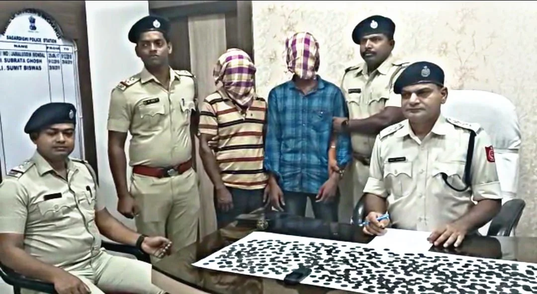 ৫৭৫ টি নকল সোনার কয়েন উদ্ধার  মুর্শিদাবাদের সাগরদিঘীতে