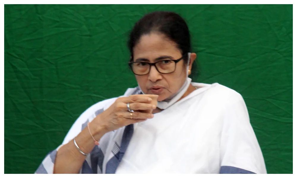 ২১ শে জুলাই, শেষ পর্যায়ের প্রস্তুতি খতিয়ে দেখলেন মমতা