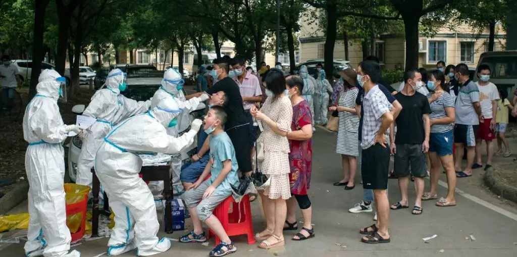 উহানে করোনার হানা, ফের লকডাউন জারি