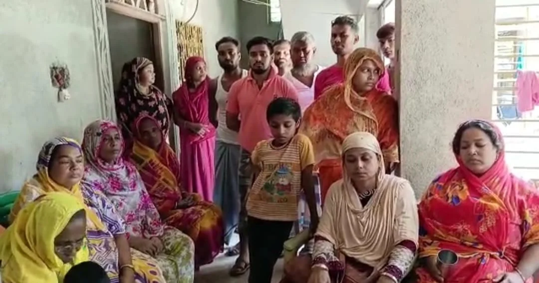 উদ্ধার মণিপুরে ভূমিধসে  নিখোঁজ সেনা জওয়ান বসিরহাটের শেখ মহিউদ্দিনের নিথর ‌‌দেহ, শোকে পাথর পরিবার