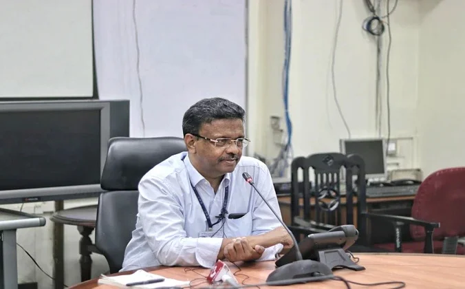 ডেঙ্গু নিধনে সচেতনতাই একমাত্র হাতিয়ার, বার্তা ফিরহাদের