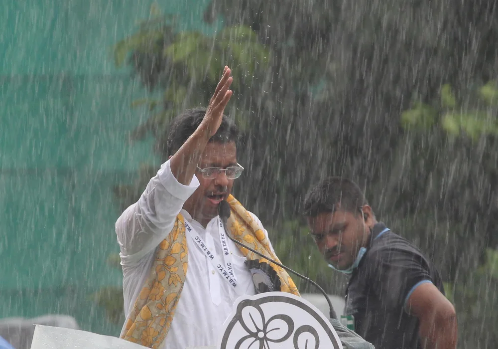 বাংলা থেকেই বলা শুরু হবে ভাগ বিজেপি ভাগ: ফিরহাদ