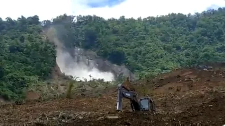 মৃত্যুমিছিলের মধ্যেই ফের ভূমিধস মণিপুরে, কেন্দ্রের তরফে সব রকম সাহায্যের আশ্বাস মোদির