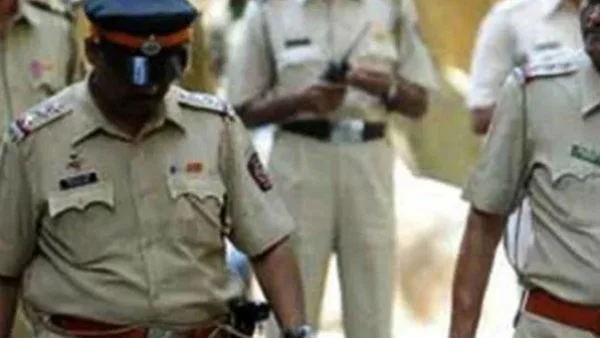 ১০০ কোটি দিলেই মিলবে মন্ত্রীত্ব