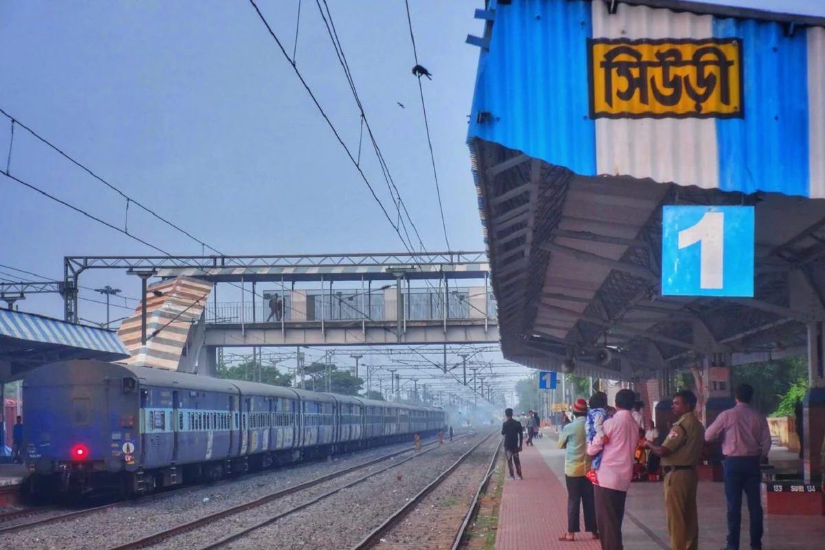 সিউড়ি-শিয়ালদহ নতুন ট্রেনের যাত্রা শুরু 