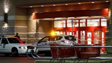 মার্কিন মলে বন্দুক হামলায় নিহত ৪