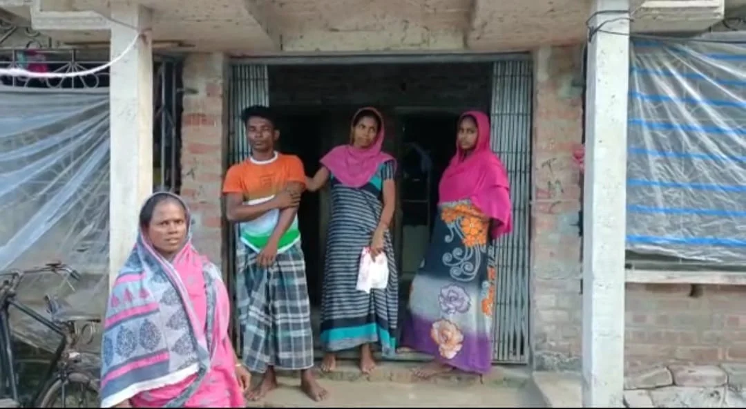 মুখ্যমন্ত্রী কাণ্ডে হাফিজুলের বাড়িতে লালবাজারের বিশেষ তদন্তকারী দল
