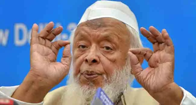 মুসলিম তরুণীদের ধর্মান্তরিত করতে প্রলোভন দেওয়া হচ্ছে: মাদানি