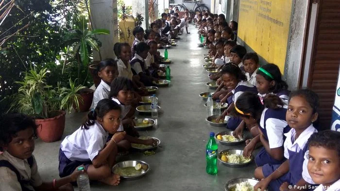 মিড ডে মিলে ডিম কেন দেওয়া হচ্ছে! নিরামিষভোজী পড়ুয়ারা তা হলে কী খাবে? টুইট করে কড়া প্রতিক্রিয়া জানিয়েছেন বিজেপি নেত্রী  