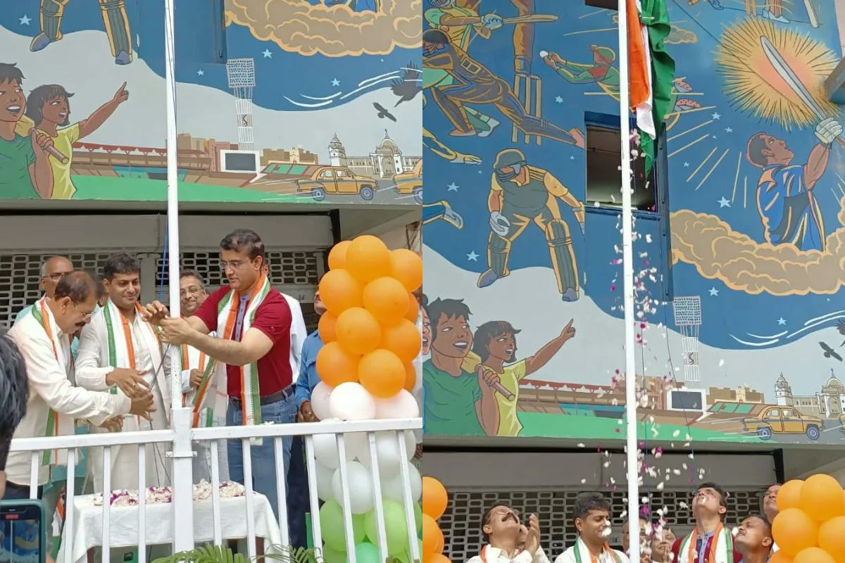 স্বাধীনতার ৭৫ বছরে ইডেনে পতাকা উত্তোলন করলেন সৌরভ