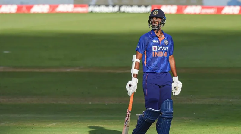 চোটের কারণে জিম্বাবোয়ের বিরুদ্ধে নেই ওয়াশিংটন, দলে বাংলার শাহবাজ