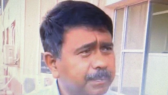 মুঘলরা দেশকে অখন্ড হিন্দুস্থানের রূপ দেন, অসমের কংগ্রেস সাংসদের মন্তব্যে মাথাচাড়া দিচ্ছে বিতর্ক