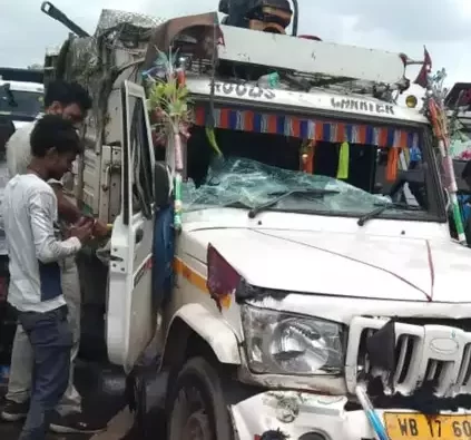 জাতীয় সড়ক দুর্ঘটনায় মৃত ১, আহত ৪