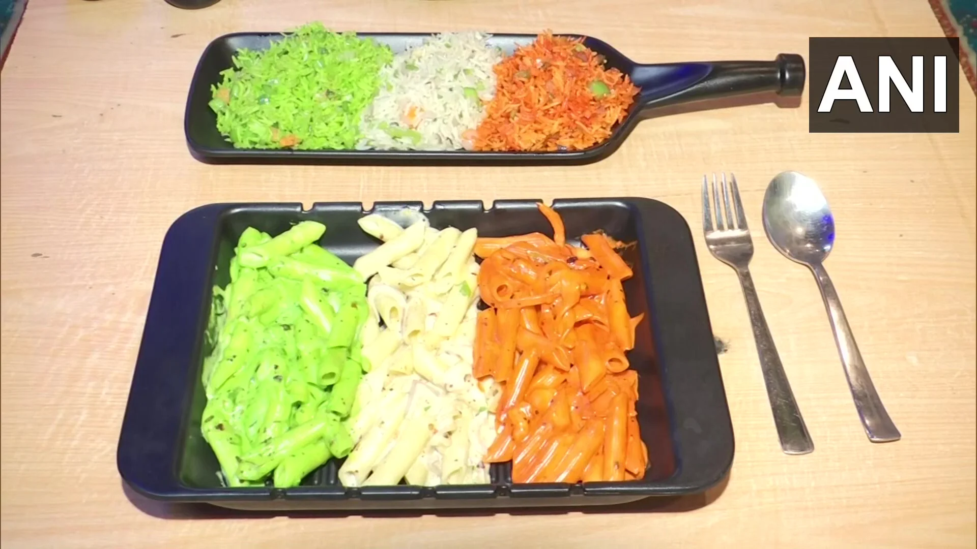 আজাদি কা অমৃত মহোৎসব, ত্রিবর্ণ রঞ্জিত পাস্তা, স্যান্ডউইচে সেজেছে উত্তরপ্রদেশের এই রেস্তোরাঁ