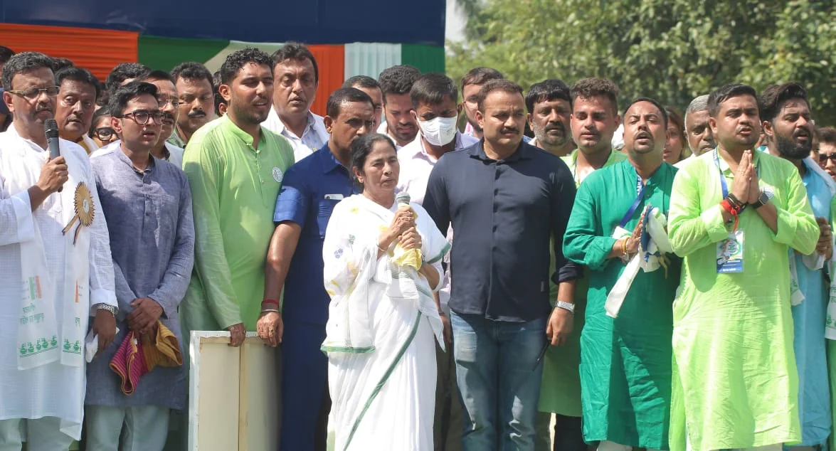 তৃণমূলের ছাত্র পরিষদের প্রতিষ্ঠা দিবস থেকে বিএসএফ, বিলকিস কাণ্ড নিয়ে বিজেপির বিরুদ্ধে হুঙ্কার মমতার