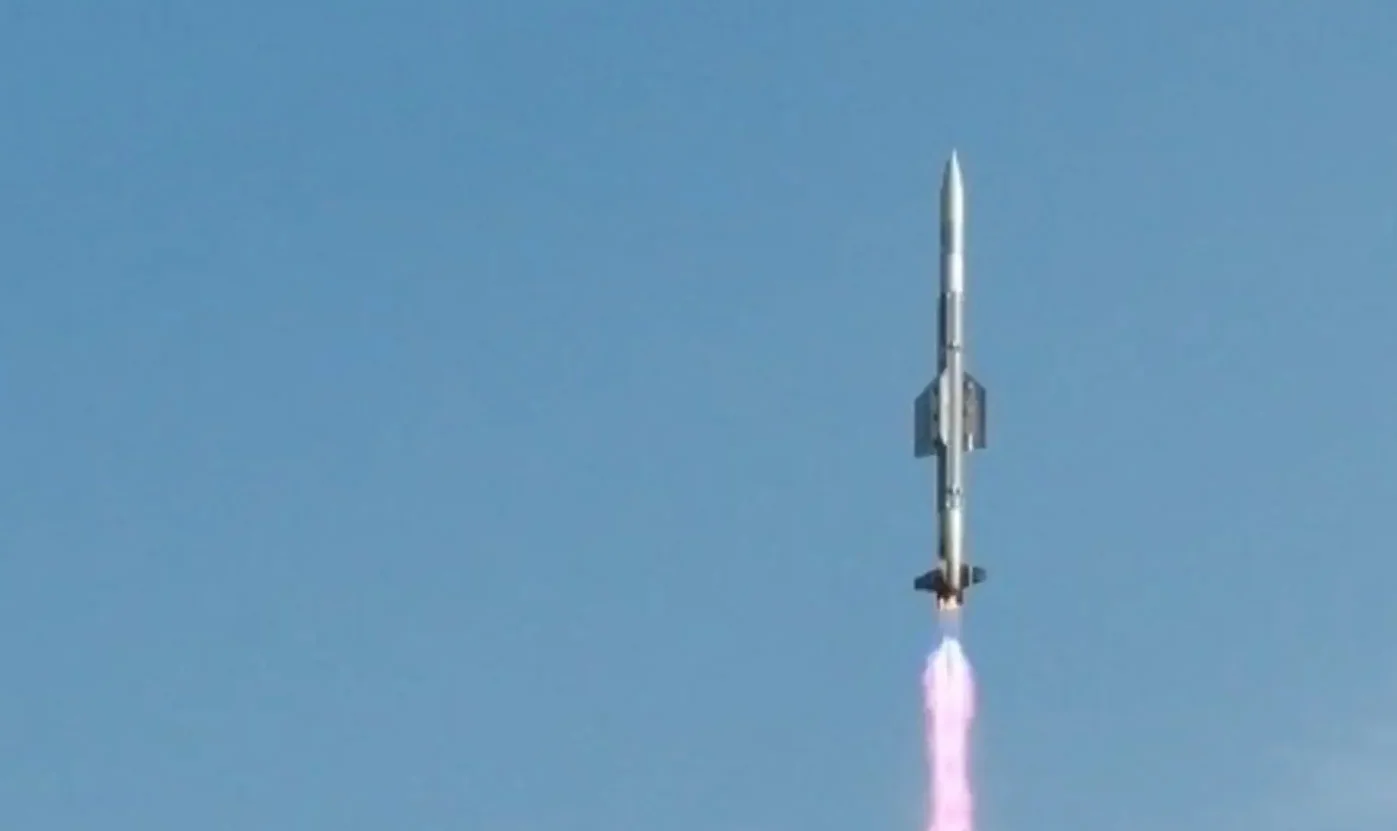 প্রতিরক্ষাখাতে সাফল্য, দেশীয় প্রযুক্তিতে তৈরি ক্ষেপনাস্ত্রের পরীক্ষা সফল হল ভারতের মাটিতে